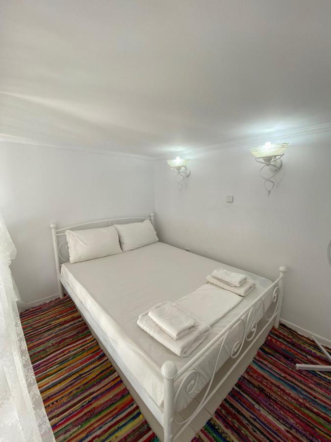 Pontamos Villas Chalki Town ภายนอก รูปภาพ